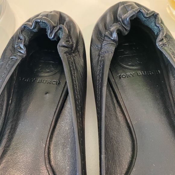 Tory Burch Reva Black Leather Ballet Flats - Picture 4 of 7